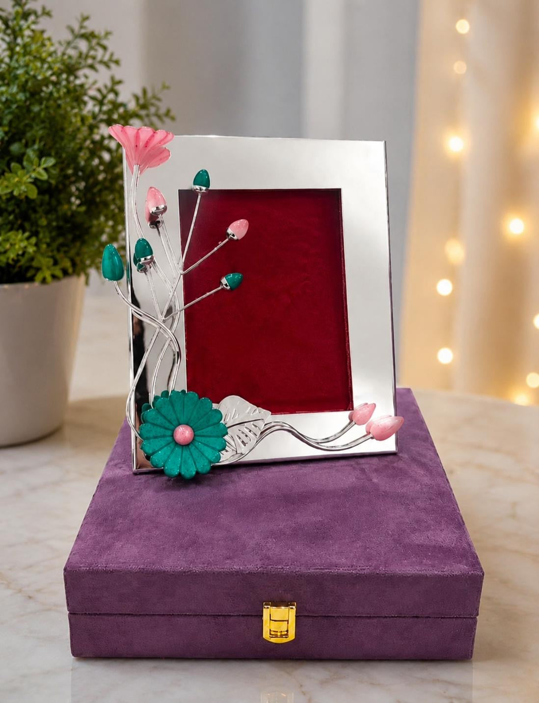 Classic Resin Portrait Frame