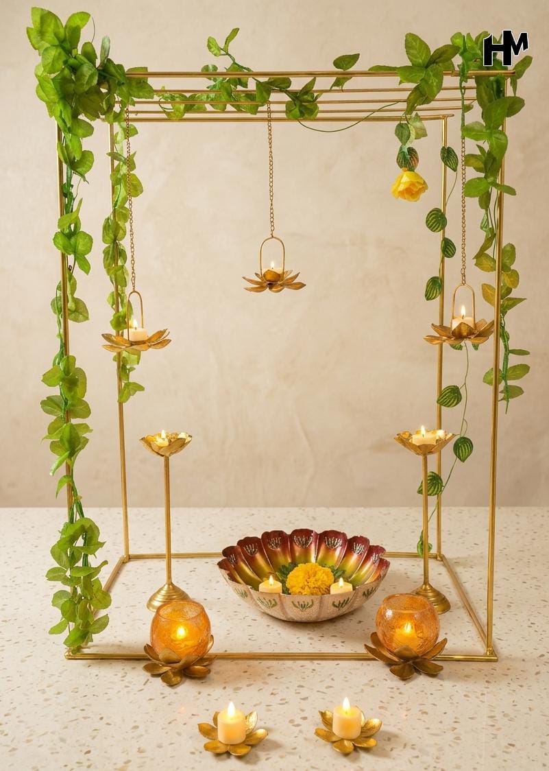 Mystic Lotus Serenity Décor Stand
