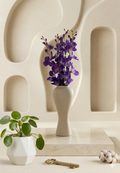 Metal Curvy Dream Vase