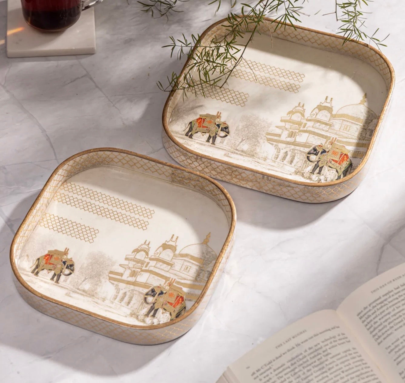 Mystic Curve Square Serving Tray Set