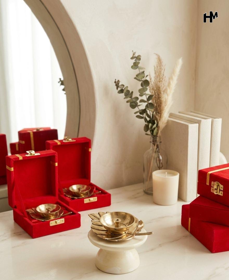 Heritage Brass Leaf Diya